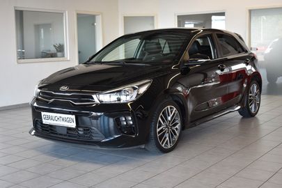 Car image 2