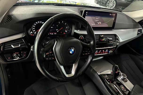 BMW 520d Touring 140 kW image number 18