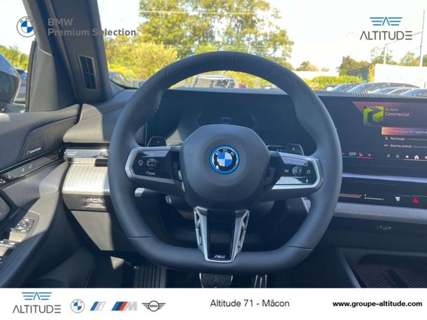 BMW 530 Touring 142 kW image number 12