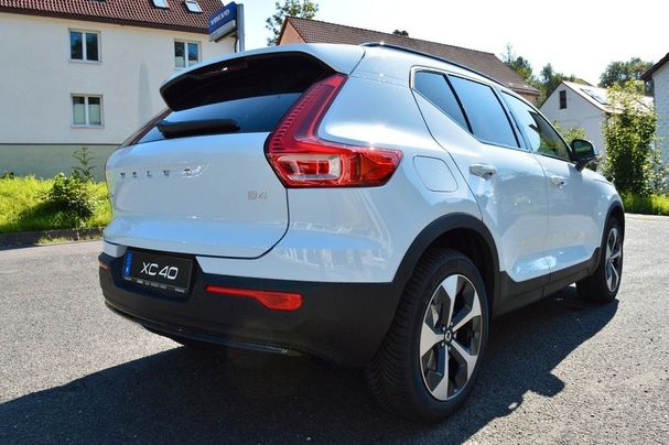 Volvo XC40 B4 Dark Ultimate 145 kW image number 7