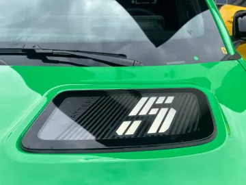 Car image 31