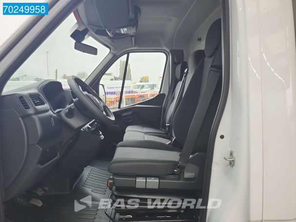 Renault Master 165 120 kW image number 18