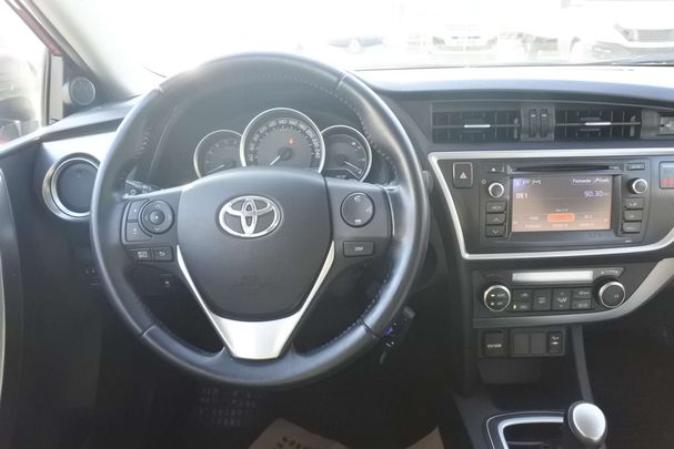 Toyota Auris 1.4 D-4D 66 kW image number 8