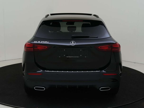 Mercedes-Benz GLA 250 e 160 kW image number 8