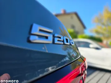 Car image 35