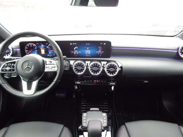 Mercedes-Benz A 180 100 kW image number 14