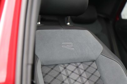 Car image 38