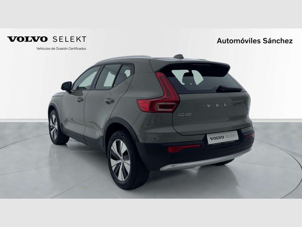 Volvo XC40 T2 Core 95 kW image number 3