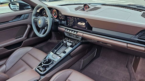 Porsche 992 Carrera 4S Cabrio 353 kW image number 21