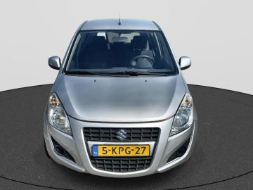 Car image 5