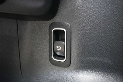 Car image 36