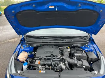 Car image 24