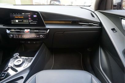 Car image 47