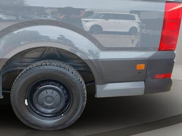Car image 31