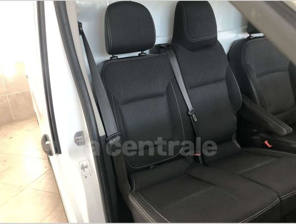 Renault Trafic DCi 95 L1H1 70 kW image number 6