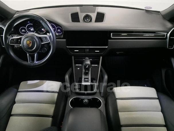 Porsche Cayenne Coupe E-Hybrid Tiptronic 339 kW image number 7