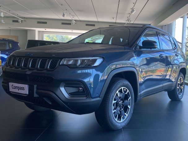 Jeep Compass 1.3 Turbo PHEV Trailhawk 177 kW image number 1