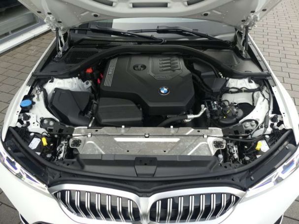 BMW 320i Touring 135 kW image number 5