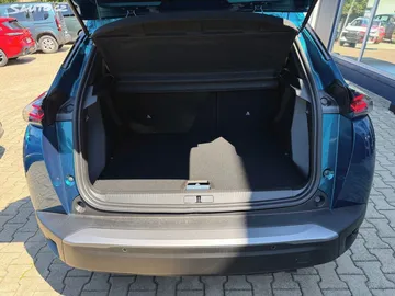 Car image 29