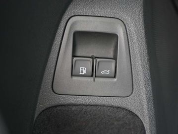 Car image 41