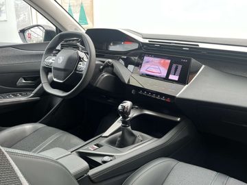 Car image 24