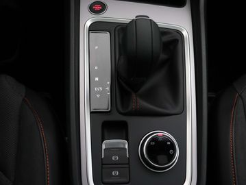 Car image 37