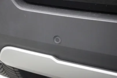 Car image 33