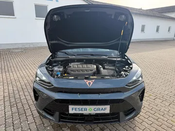 Car image 27