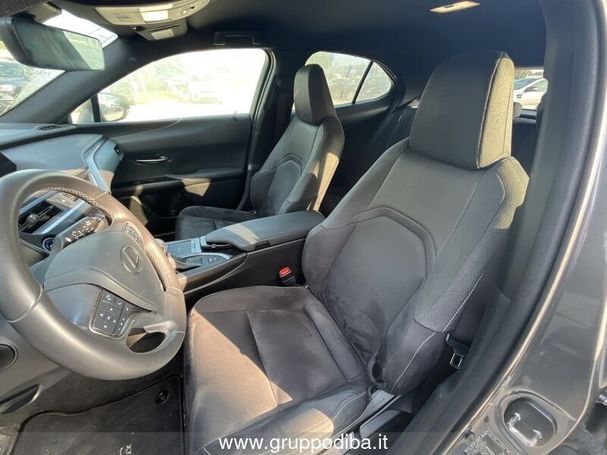 Lexus UX 250h 135 kW image number 13