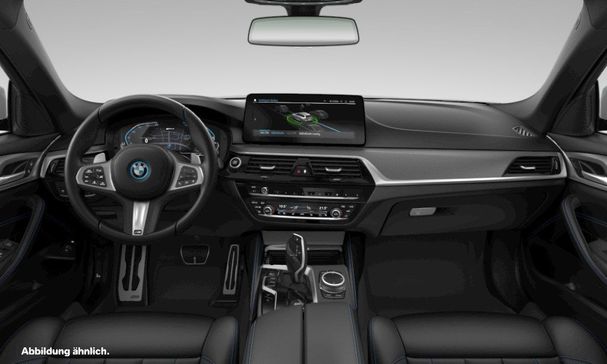 BMW 530 Touring xDrive 215 kW image number 3