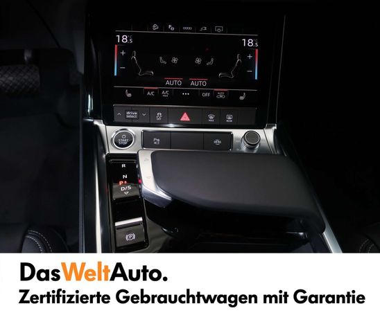 Audi Q8 55 quattro e-tron Business 250 kW image number 19