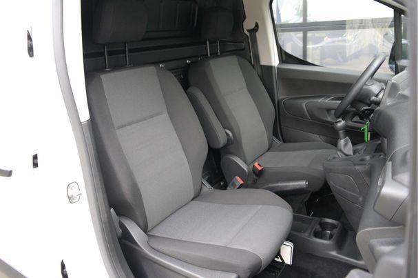 Toyota Proace City 1.5 D-4D 57 kW image number 5