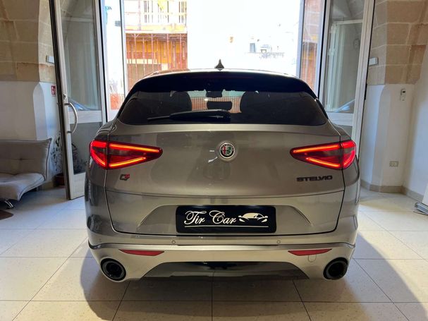 Alfa Romeo Stelvio 2.2 Q4 154 kW image number 4