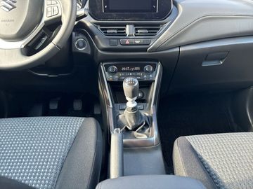 Car image 15