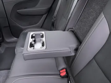 Car image 41