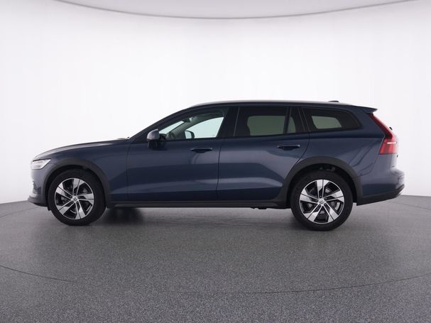 Volvo V60 Cross Country AWD B4 145 kW image number 15