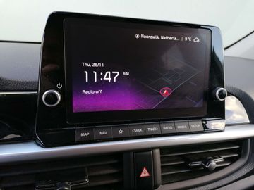 Car image 24