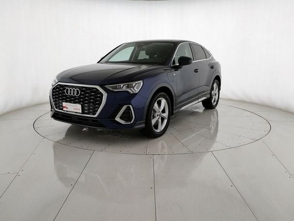 Audi Q3 45 TFSIe S tronic S-line 180 kW image number 1