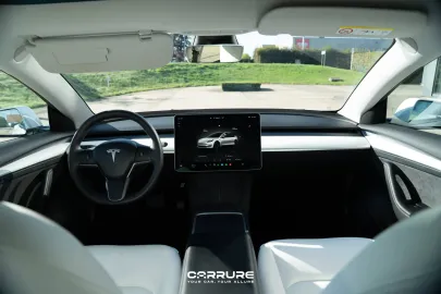 Car image 31