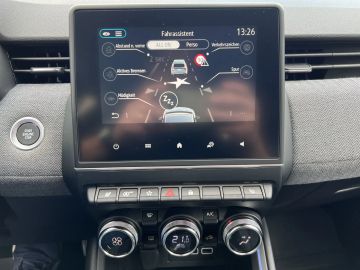 Car image 27