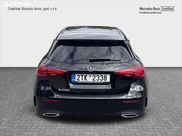 Mercedes-Benz A 200 120 kW image number 3