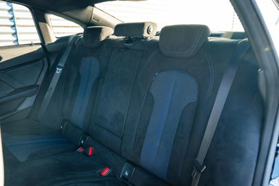 Car image 36