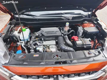 Car image 16