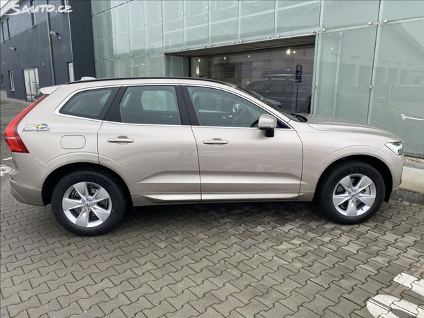 Volvo XC60 B4 Core 145 kW image number 8