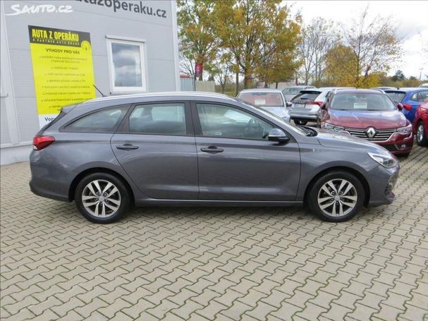 Hyundai i30 Kombi 1.6 CRDI 85 kW image number 9