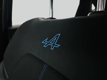 Car image 33