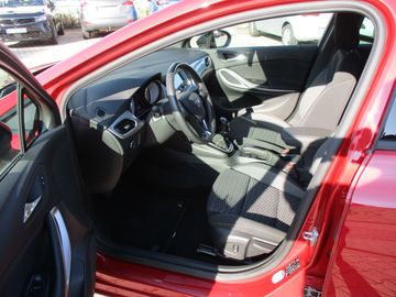 Car image 7