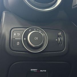 Car image 37