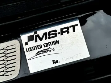 Car image 28