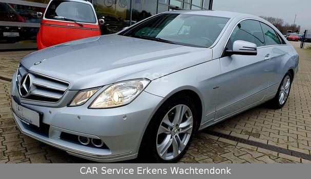 Mercedes-Benz E 250 Coupe BlueEFFICIENCY 150 kW image number 1